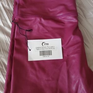 Zyia lipgloss Capri size 8-10